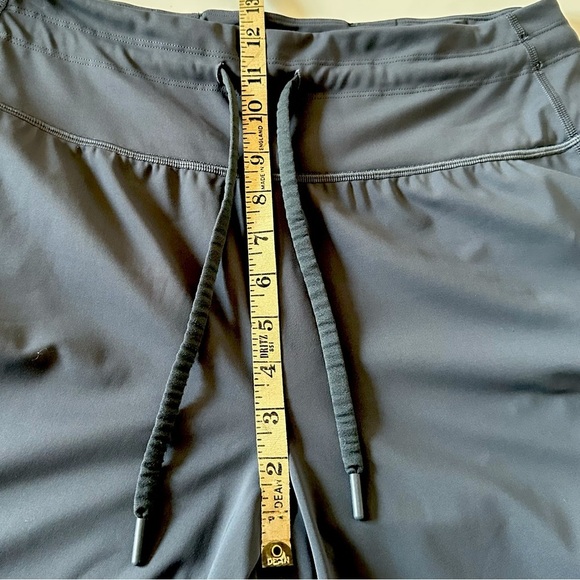 ATHLETA ULTIMATE CROP WIDE GRANITE BLUE PANTS SIZE LARGE - Picture 14 of 16